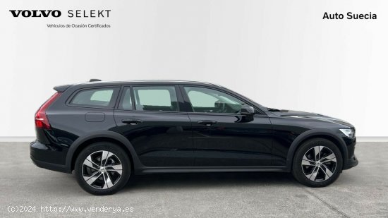 Volvo V60 Cross Country familiar 2.0 B4 D CROSS COUNTRY CORE AUTO AWD 5P - Hernani