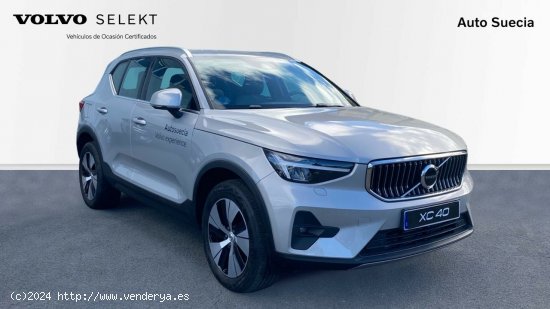 Volvo XC40 RECHARGE CORE T4 PLIG-IN HYBRID - Hernani