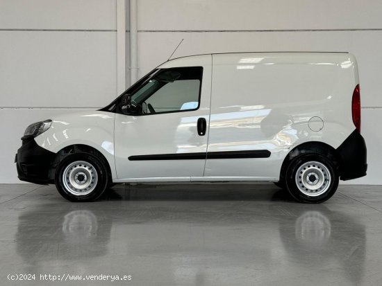 Fiat Doblo Cargo Work Up 1.3 Multijet 90cv E5 - Vélez