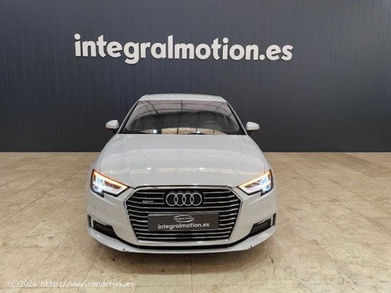 Audi A3 Sportback S line 40 e-tron 150kW S tron - 