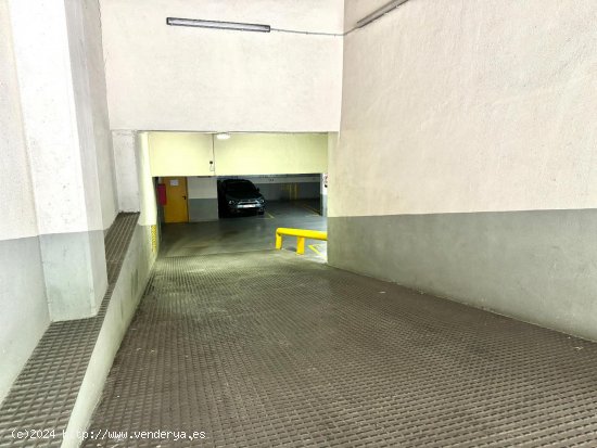 garaje cerrado en venta  en Barcelona - Barcelona