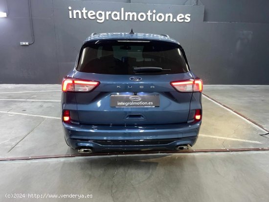 Ford Kuga ST-Line X 1.5T EcoBoost 110kW (150CV) - 