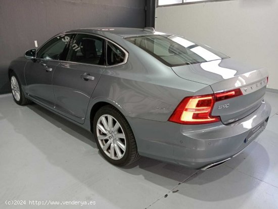 Volvo S90 2.0 D4 Inscription Auto - 