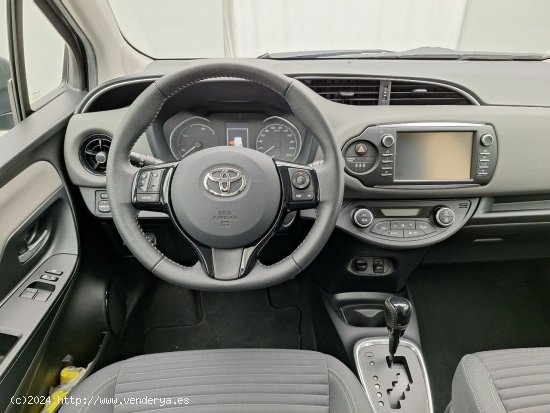 Toyota Yaris 1.5 VVT-i Hybrid Comfort e-CVT 5d - 