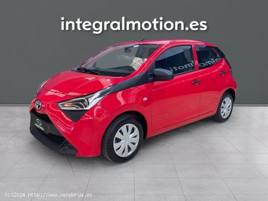  Toyota Aygo 1.0 70 x-play -  