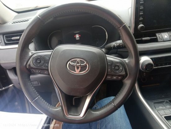 Toyota Rav4 2.5l 220H Advance - 