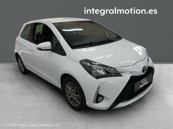 Toyota Yaris 1.0 70 Business MY20 - 