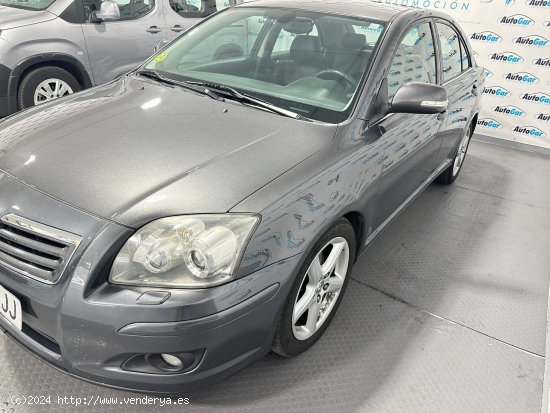 Toyota Avensis 2.2 D-4D Executive - Las Quemadas