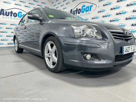 Toyota Avensis 2.2 D-4D Executive - Las Quemadas