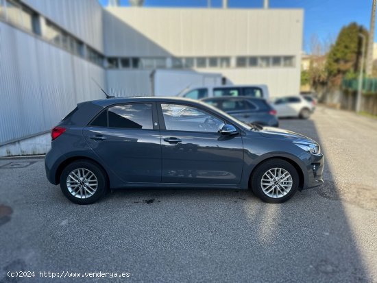 Kia Carens 2.0 CRDi EX - 