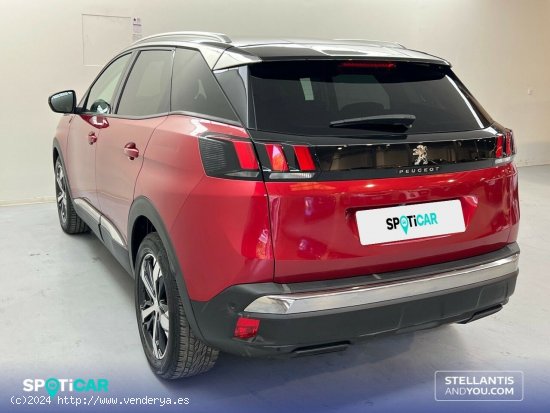 Peugeot 3008 Hybrid 136 Allure eDCS6 - 