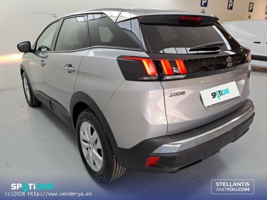 Peugeot 3008 Hybrid 136 Allure eDCS6 - 