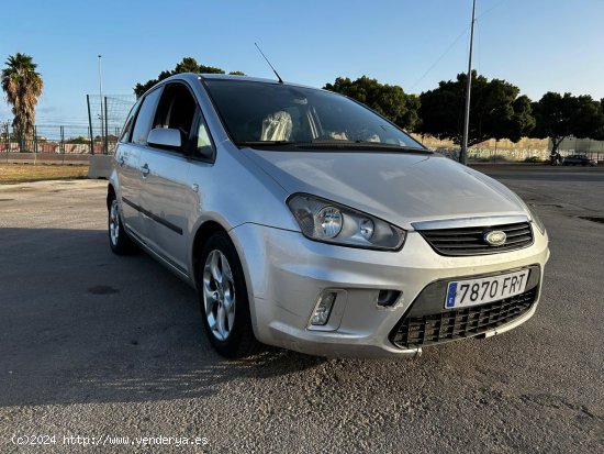 Ford C Max 18 TDCI TITANIUN CERTIFICADO DE KILOMETROS Y CARROCERIA - Malaga