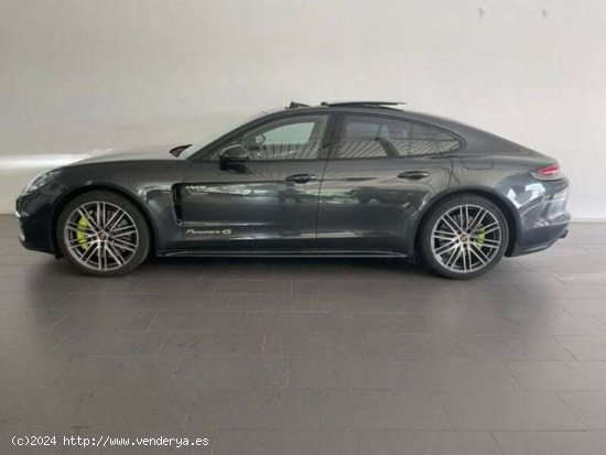 Porsche Panamera 4S E-Hybrid 412 kW (560 CV) - 