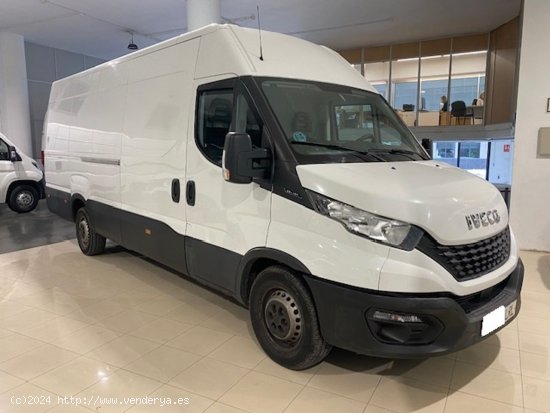 Iveco Daily Furgón 35S16 V 4100L H2 16.0 156 - GARANTIA MECANICA - Barcelona