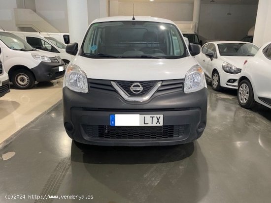 Nissan NV250 Furgón 1.5dCi Comfort L2H1 2pl. 95cv  - GARANTIA FÁBRICA 11/2026 - Barcelona