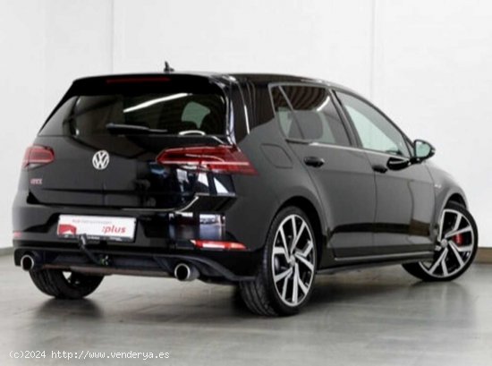 Volkswagen Golf GTI PERFORMANCE - Madrid