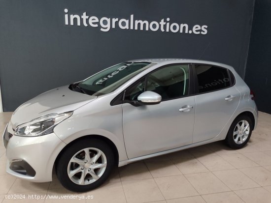 Peugeot 208 5P ACTIVE 1.2L PureTech 82 - A Grela