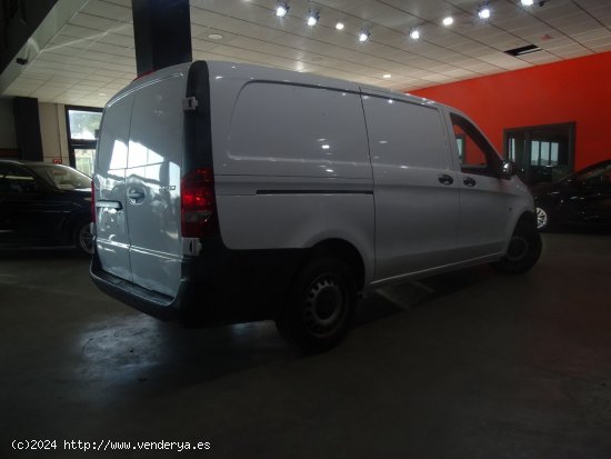 Mercedes Vito 114CDI 136CV AUTO LONG - Madrid