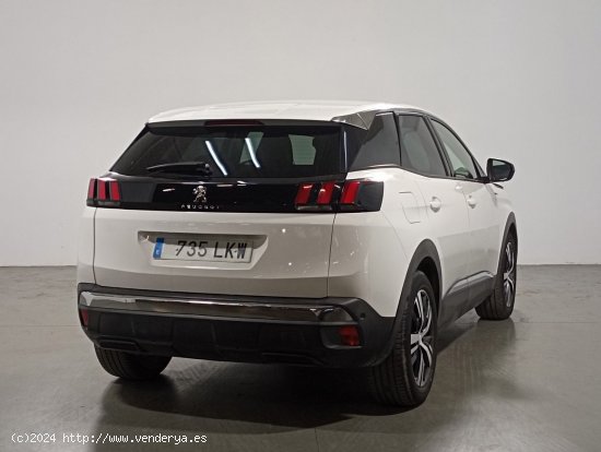 Peugeot 3008 Hybrid 225 Allure - Madrid