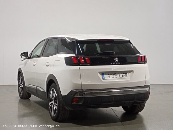 Peugeot 3008 Hybrid 225 Allure - Madrid