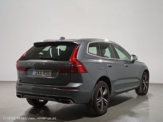 Volvo XC-60 R Design Plug-In Hybrid AWD - Madrid