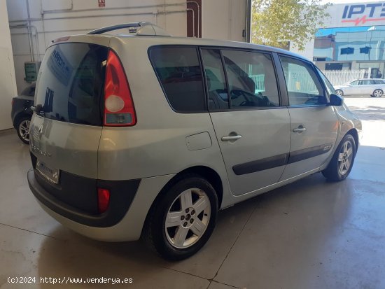 Renault Espace 2.2 Dynamique 2.2 dci - Reus