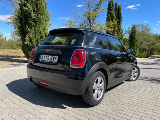 MINI One D 1.5 95cv 6 vel. *IVA deducible* *153.000 km* *Año 2019* *Nacional* *188€/mes* - Madrid