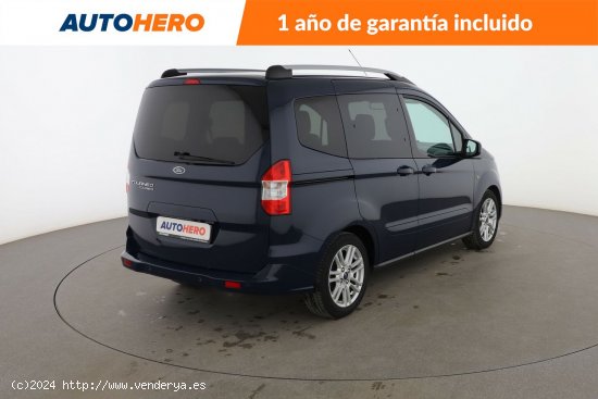 Ford Tourneo Courier 1.0 EcoBoost Titanium - 