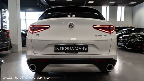 Alfa Romeo Stelvio ALFA ROMEO Stelvio 2.0 Gasolina 206kW 280CV Executive AWD 5p. - Sabadell