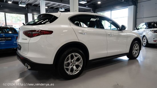 Alfa Romeo Stelvio ALFA ROMEO Stelvio 2.0 Gasolina 206kW 280CV Executive AWD 5p. - Sabadell