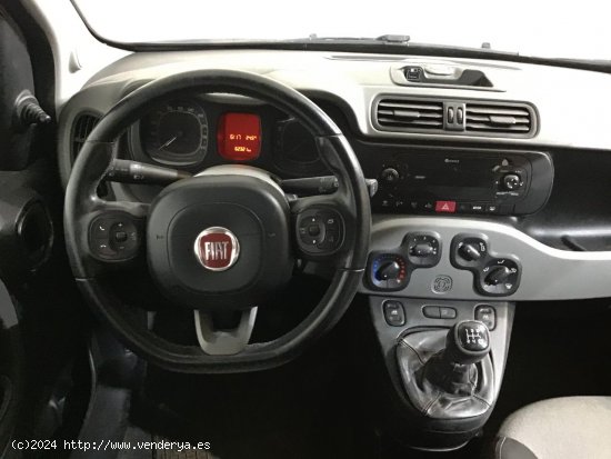 Fiat Panda 1.2 LOUNGE EU6 5P - 