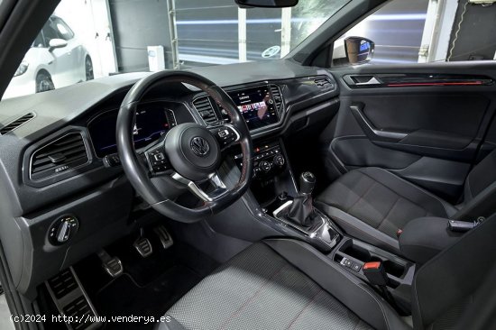 Volkswagen T-Roc   Sport 2.0 TDI 110kW 150CV - 