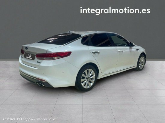 Kia Optima 1.7 CRDi VGT Drive Eco-Dynamics - 