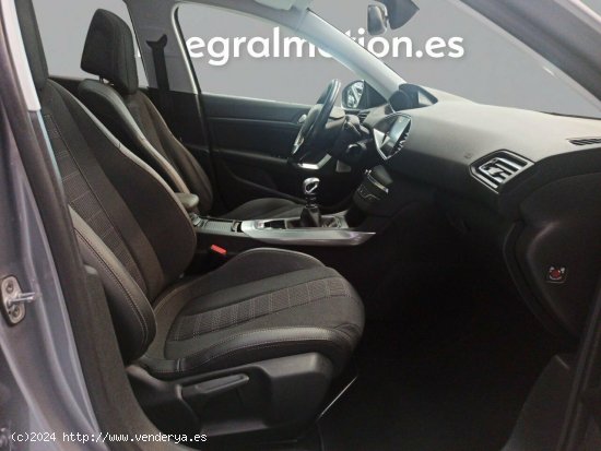 Peugeot 308 5p Allure 1.2 PureTech 96KW (130CV) S&S - 