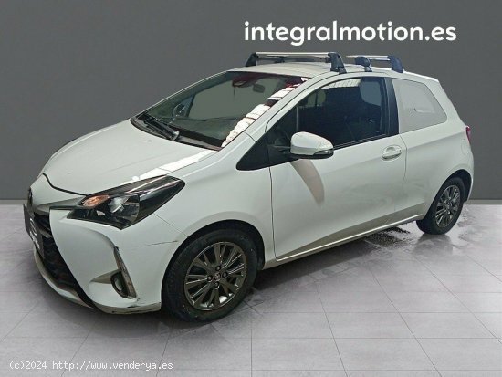 Toyota Yaris MY-20 72CV - 