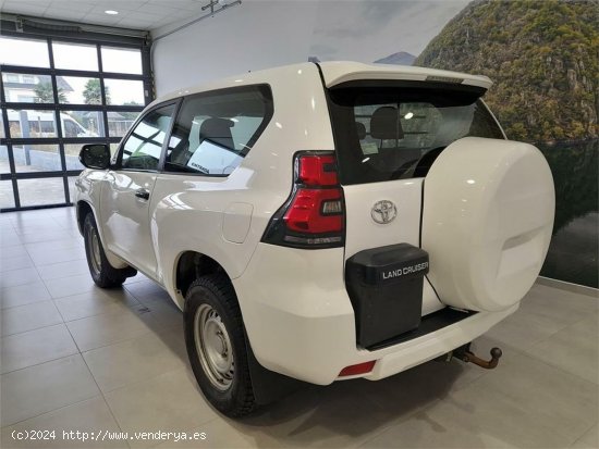 Toyota Land Cruiser 2.8 D-4D GX - San Martiño -Faz