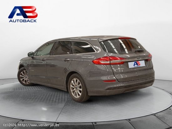 Ford Mondeo 2.0 Híbrido 138kW/187CV Titanium HEV AT - Navalcarnero