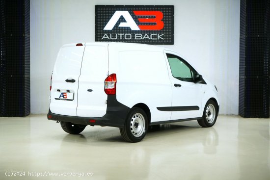 Ford Transit Courier Van 1.5 TDCi 75cv Ambiente - Navalcarnero