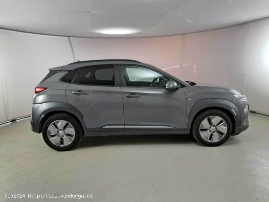 Hyundai Kona 100kW EV Klass - Navalcarnero