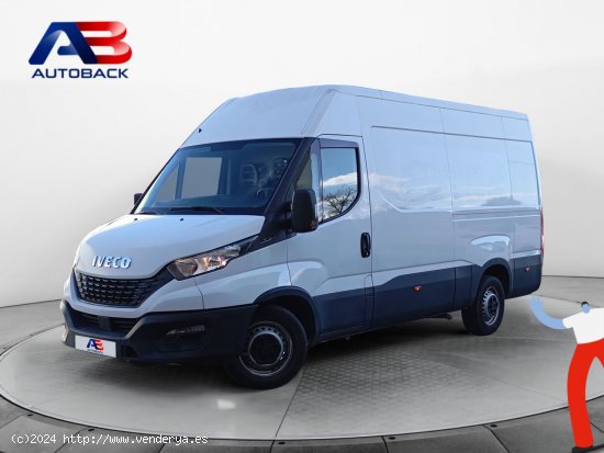 Iveco Daily 2.3 TD 35S 16 V 3520L/H2 12 M3 - Navalcarnero