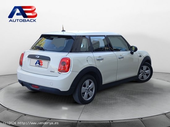 MINI Cooper ONE 5 PUERTAS - Navalcarnero