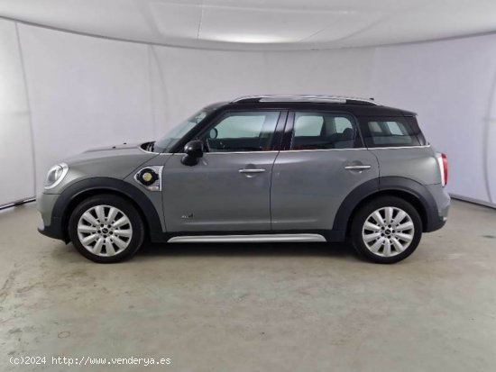 MINI Countryman Cooper S E ALL4 - Navalcarnero