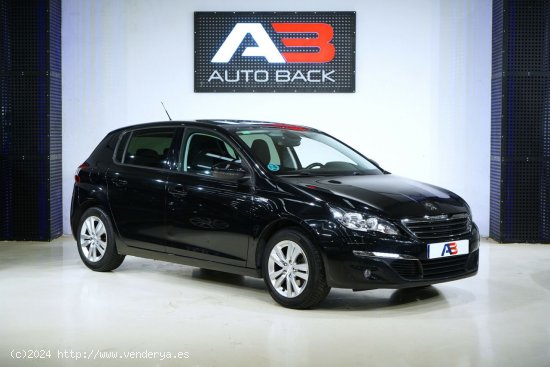 Peugeot 308 5p Style 1.2 PureTech 96KW (130CV) S&S - Navalcarnero