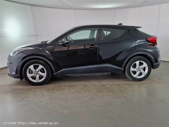 Toyota C-HR 1.8 125H Active - Navalcarnero