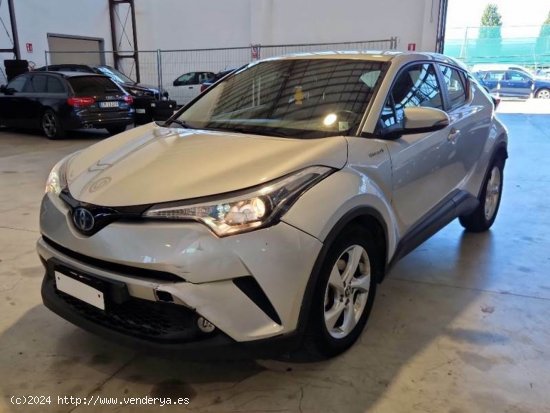 Toyota C-HR 1.8 125H Active - Navalcarnero