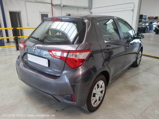 Toyota Yaris 1.5 Hybrid Active - Navalcarnero