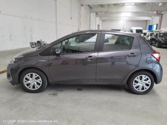 Toyota Yaris 1.5 Hybrid Active - Navalcarnero