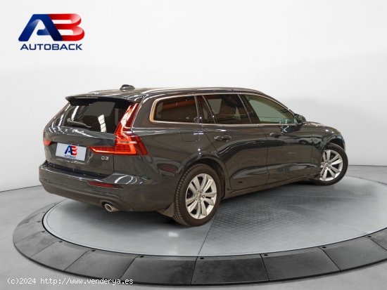 Volvo V60 2.0 D3 Momentum - Navalcarnero