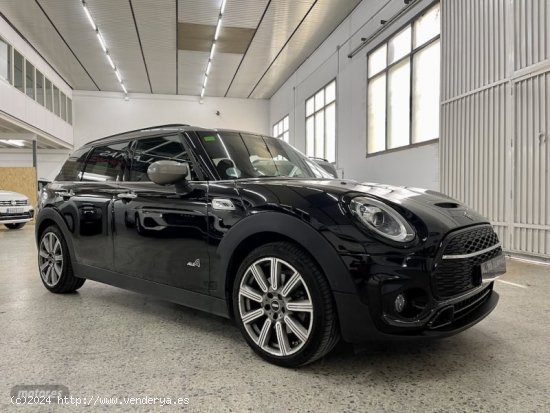 Mini Clubman CLUBMAN COOPER S ALL4 192CV de 2019 con 65.841 Km por 26.990 EUR. en Barcelona